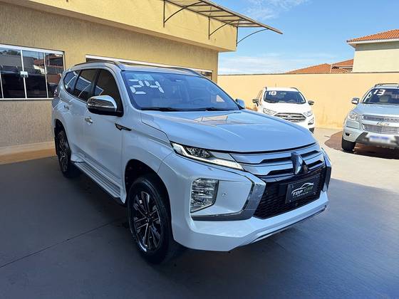 MITSUBISHI PAJERO SPORT 2.4 16V MIVEC TURBO DIESEL HPE-S AWD AUTOMÁTICO